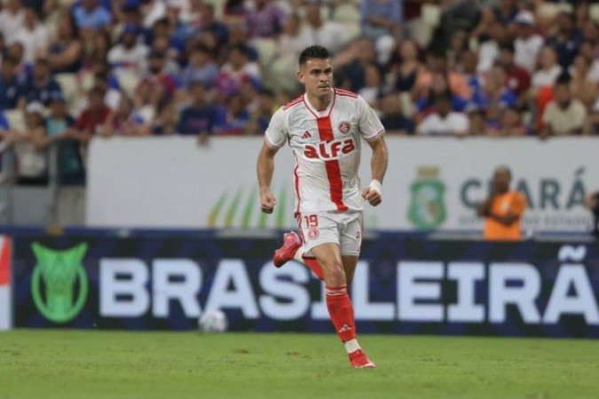BORRÉ - Assim como todo o time, bastante apagado. Sua melhor chance foi em chute colocado de fora da área, buscando o ângulo de João Ricardo, mas errando o alvo. NOTA 6,5. Foto: Ricardo Duarte / Internacional