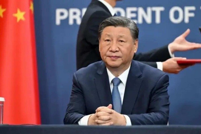 Xi Jiping anunciou tarifas retaliatórias após Donald Trump impor tarifas sobre produtos chineses. - (crédito: Getty) Xi Jiping anunciou tarifas retaliatórias após Donald Trump impor tarifas sobre produtos chineses. - (crédito: Getty)