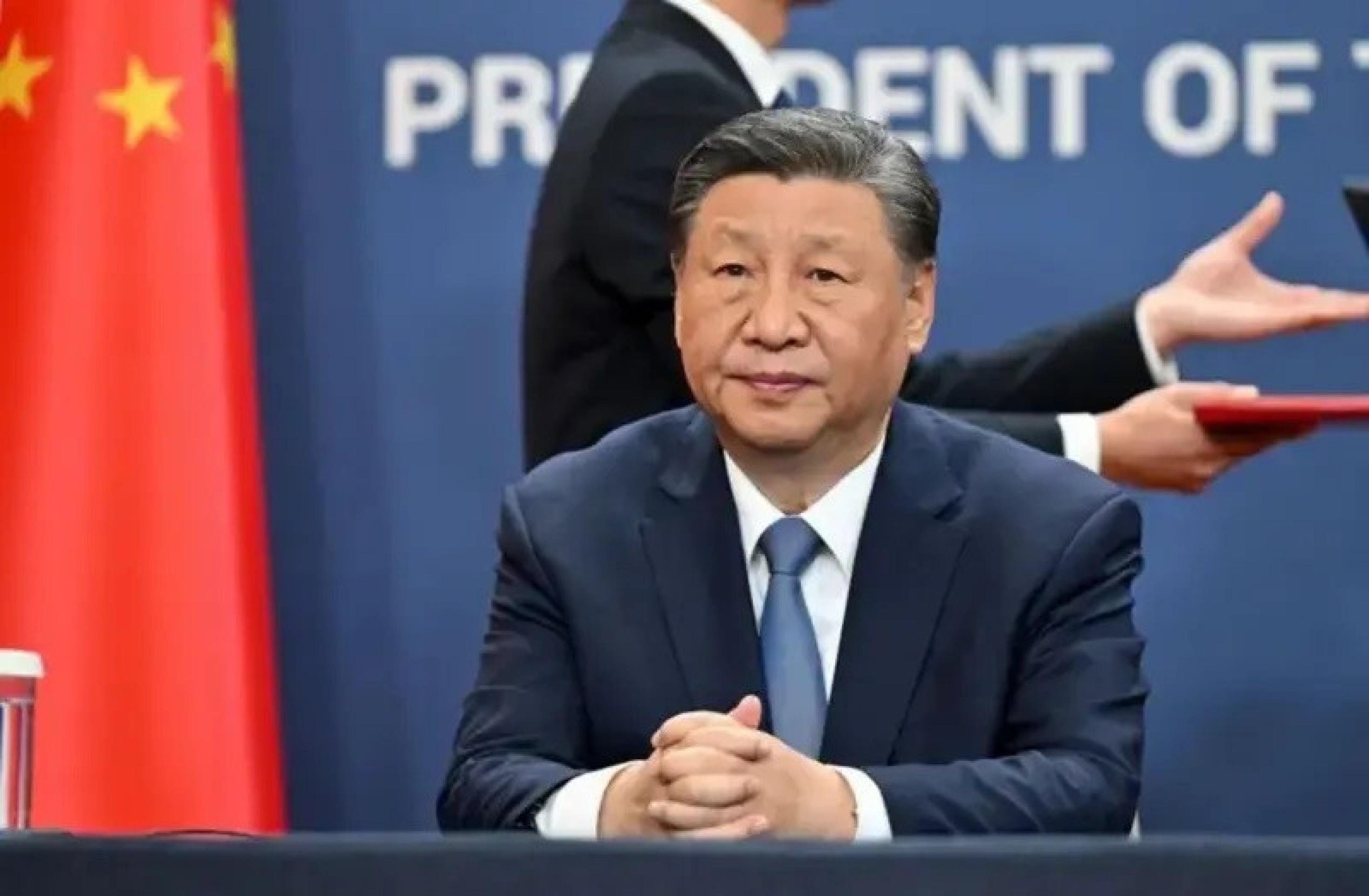 China exige reversão completa das tarifas dos EUA e diz que exceção do iPhone é 'pequeno passo'