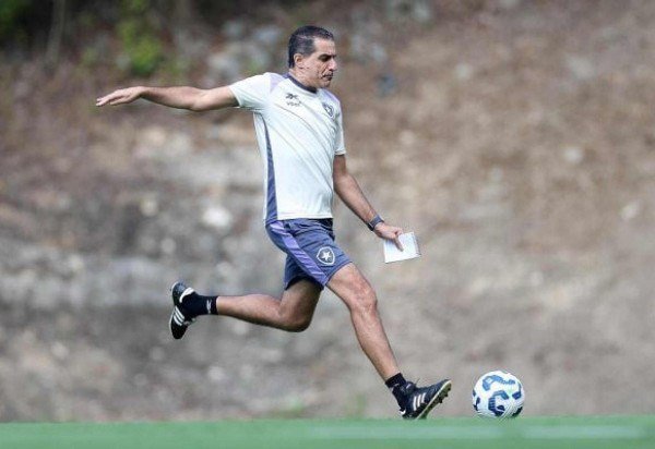 - Foto: Vitor Silva/Botafogo