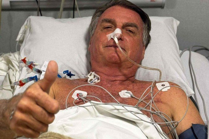 Uma das principais complicações enfrentadas pelo ex-presidente é a obstrução intestinal, que às vezes exige uma cirurgia para ser corrigida - (crédito: Getty Images) Uma das principais complicações enfrentadas pelo ex-presidente é a obstrução intestinal, que às vezes exige uma cirurgia para ser corrigida - (crédito: Getty Images)
