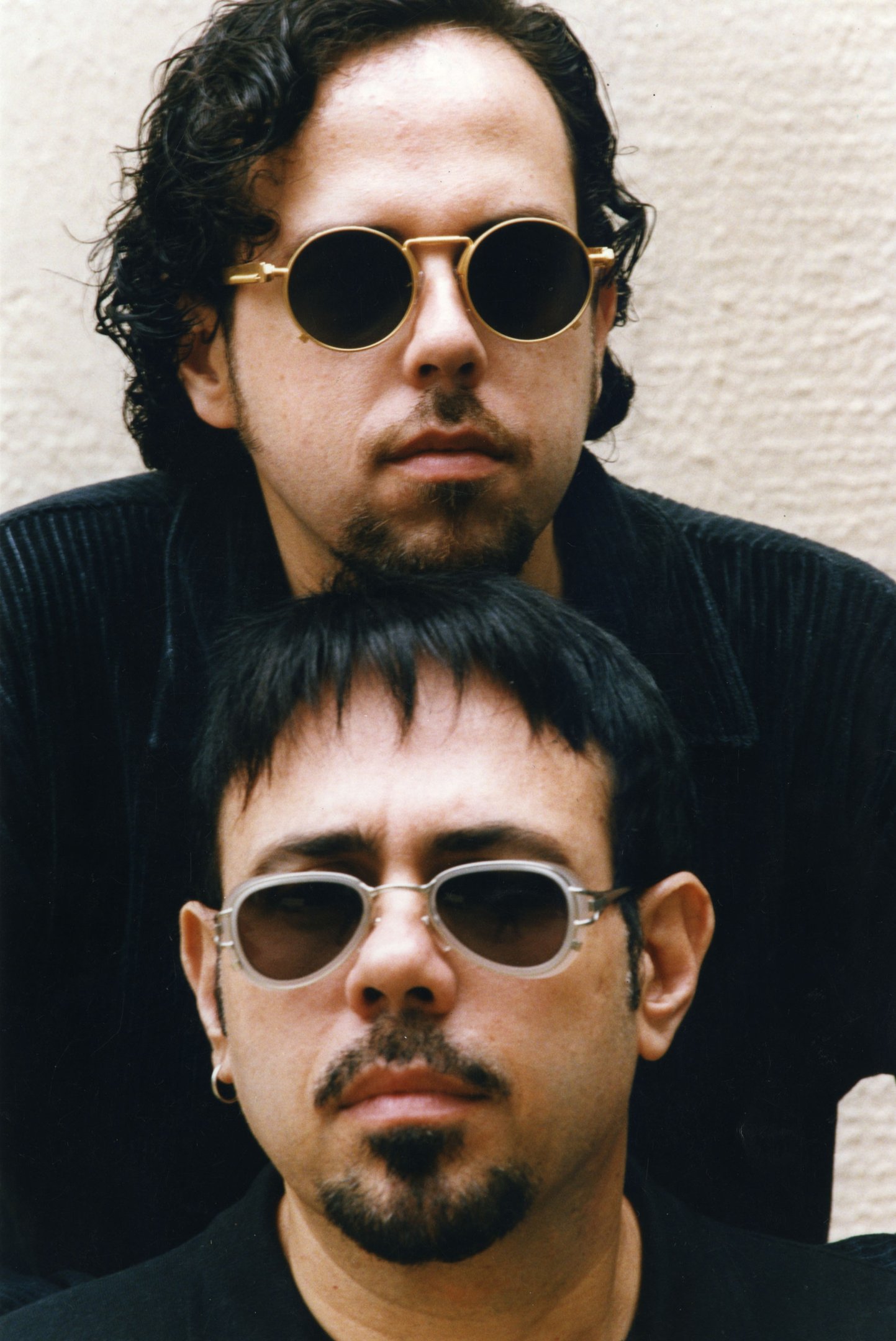 29/04/1998. Crédito: Jorge Cardoso CB/D.A Press.  Irmaos Guimarães, Fernando e Adriano, diretores de teatro.