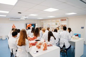 Inscrições abertas para o vestibular unificado de medicina até 28/5 - (crédito: Divulgação Cesuca) Inscrições abertas para o vestibular unificado de medicina até 28/5 - (crédito: Divulgação Cesuca)