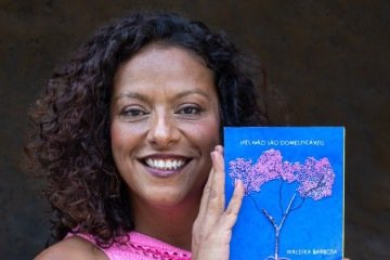 Escritora e jornalista Waleska Barbosa lança o livro 'Ipês não são domesticáveis'