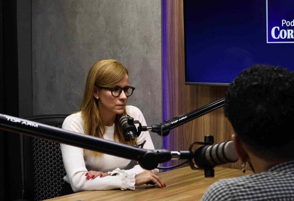   Bruna Gaston CB/DA Press