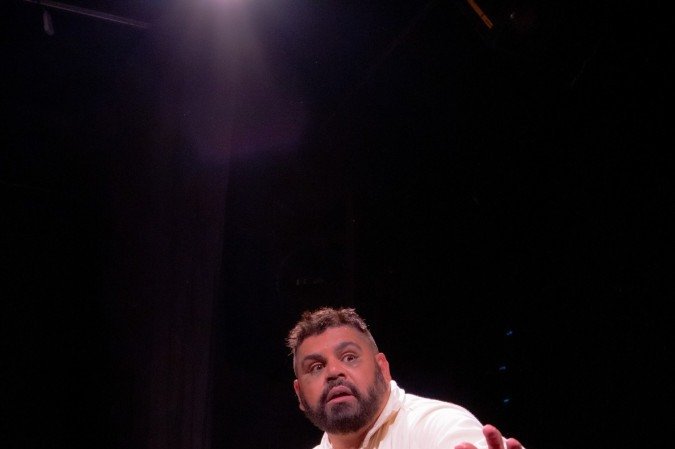 
 Pílulas: sua felicidade na farmácia mais próxima
Com Alex Bernardo. Direção: Lilian França. Amanhã, às 20h, e domingo, às 19h, no Teatro Brasília Shopping (SCN Quadra 5 Bloco A). Ingressos: R$ 20. Não recomendado para menores de 16 anos
