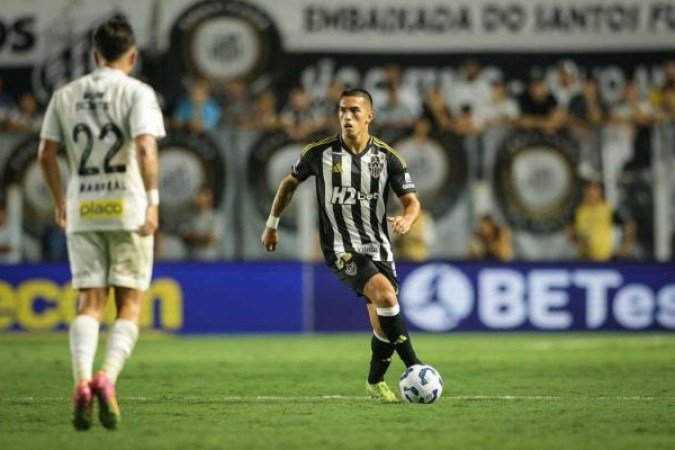 CUELLO - Muito colaborativo. Apesar da falta de criatividade do ataque atleticano, buscou o jogo o tempo todo e tentou ajudar de alguma forma. Faltou ser mais efetivo. NOTA: 6,0 - Foto: Pedro Souza / Atlético