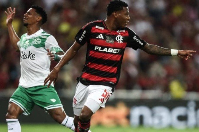 PLATA – Fez um belíssimo gol e deu velocidade às jogadas, atuando tanto pelos lados quanto centralizado como falso 9 (como no lance de seu gol). NOTA: 7,0. Foto: Gilvan de Souza/Flamengo