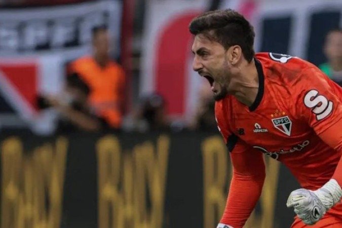 RAFAEL â?? NÃ£o tinha o que fazer nos gols e ainda realizou grandes defesas â?? pelo menos quatro, de altÃ­ssimo grau de dificuldade. Ao lado de Ferreirinha, foi o melhor do SÃ£o Paulo. Nota: 8,0 Foto: Rubens Chiri / SÃ£o Paulo FC