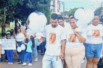 Os pais de Sarah Raíssa, que morreu aos 8 anos, participaram da marcha em homenagem à menina -  (crédito: Material cedido ao Correio)