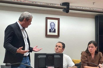 Líder do PT na Câmara, deputado Lindbergh Farias (RJ) se solidarizou ao gesto de Glauber, de pôr em risco a própria saúde para não ser cassado -  (crédito: Wal Lima/CB/D.A Press)