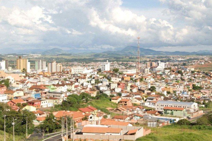 Após polêmica com o comunicado, Prefeito de Pouso Alegre relembra que a educação é laica - (crédito: Adevanir Vaz/Divulgação) Após polêmica com o comunicado, Prefeito de Pouso Alegre relembra que a educação é laica - (crédito: Adevanir Vaz/Divulgação)