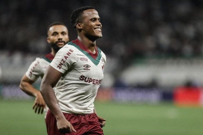 Arias em ação com a camisa do Fluminense na vitória sobre o Corinthias - (crédito: - Foto: Lucas Merçon/Fluminense) Arias em ação com a camisa do Fluminense na vitória sobre o Corinthias - (crédito: - Foto: Lucas Merçon/Fluminense)