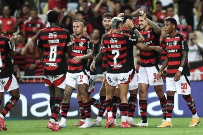 Equipe do Flamengo comemora gol de Pedro - (crédito: Gilvan de Souza/Flamengo) Equipe do Flamengo comemora gol de Pedro - (crédito: Gilvan de Souza/Flamengo)