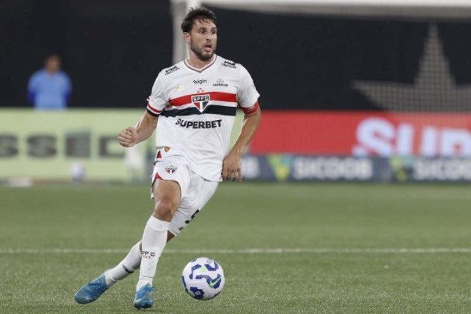 Calleri passará por cirurgia e recuperação deve durar no mínimo seis meses - (crédito: Foto: Rubens Chiri/São Paulo FC) Calleri passará por cirurgia e recuperação deve durar no mínimo seis meses - (crédito: Foto: Rubens Chiri/São Paulo FC)