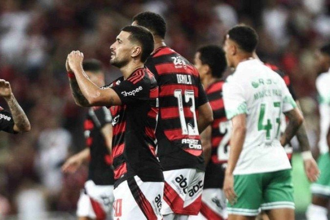 Flamengo e Santos contribuem com a Globo durante rodada do Brasileirão - (crédito: Foto: Gilvan de Souza/Flamengo) Flamengo e Santos contribuem com a Globo durante rodada do Brasileirão - (crédito: Foto: Gilvan de Souza/Flamengo)