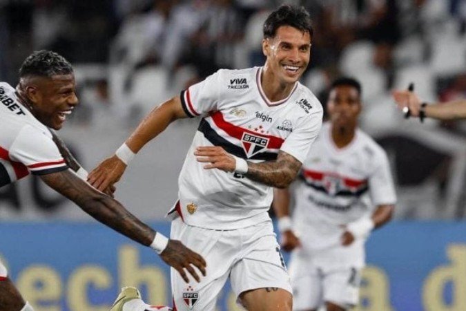 Ferreira vira referência no São Paulo - (crédito: Foto: Rubens Chiri / São Paulo FC) Ferreira vira referência no São Paulo - (crédito: Foto: Rubens Chiri / São Paulo FC)