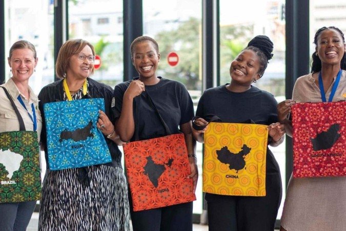Impulsionada pelo grupo Mulheres de Negócios do Brics, participantes se reuniram na Cúpula de Comércio e Investimento Agrícola Brics+, realizada na África do Sul - (crédito: Brics WBA/Divulgação) Impulsionada pelo grupo Mulheres de Negócios do Brics, participantes se reuniram na Cúpula de Comércio e Investimento Agrícola Brics+, realizada na África do Sul - (crédito: Brics WBA/Divulgação)