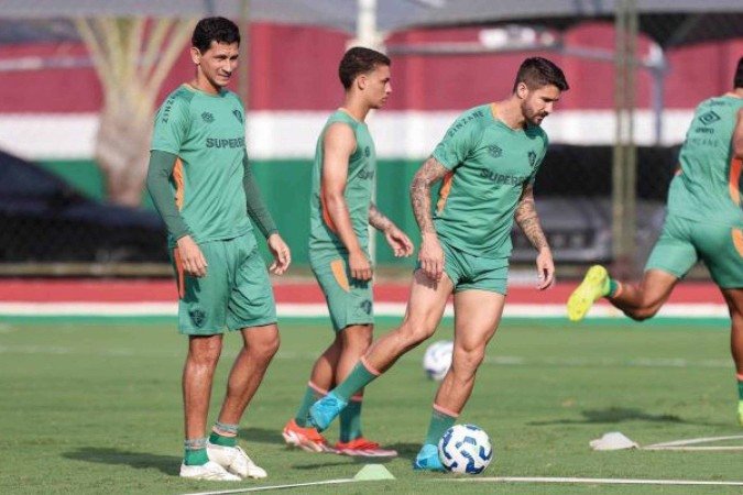 Ganso treinando no CT Carlos Castilho; jogador pode ser titular no Fluminense - (crédito: Foto: LUCAS MERÇON / FLUMINENSE F.C.) Ganso treinando no CT Carlos Castilho; jogador pode ser titular no Fluminense - (crédito: Foto: LUCAS MERÇON / FLUMINENSE F.C.)