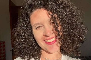 A jovem Bruna Oliveira da Silva, 28, encontrada morta em um estacionamento particular na Zona Leste de São Paulo, foi sepultada hoje (19) -  (crédito: Reprodução)