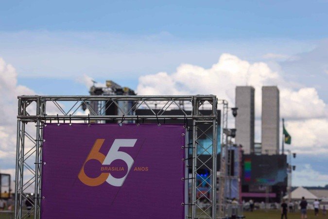 É dada a largada para as comemorações do aniversário de 65 anos de Brasília - (crédito: Luís Nova/CB/DA Press) É dada a largada para as comemorações do aniversário de 65 anos de Brasília - (crédito: Luís Nova/CB/DA Press)