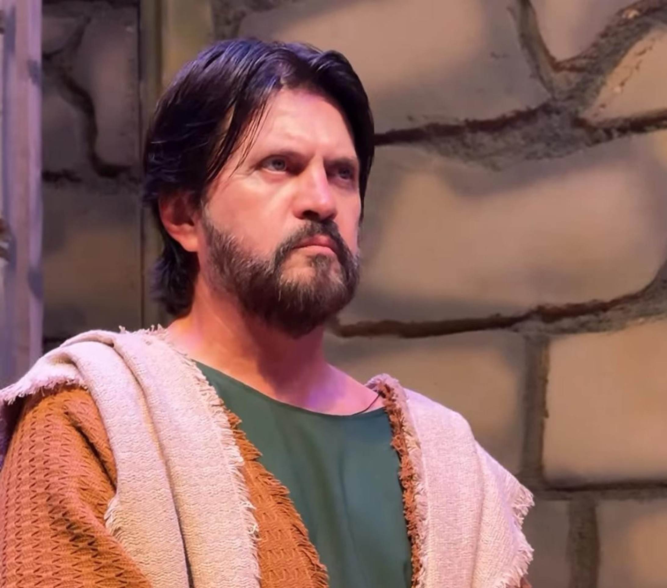 Ex-intérprete de Jesus, Claudio Abrantes volta como ator à Via Sacra de Planaltina
