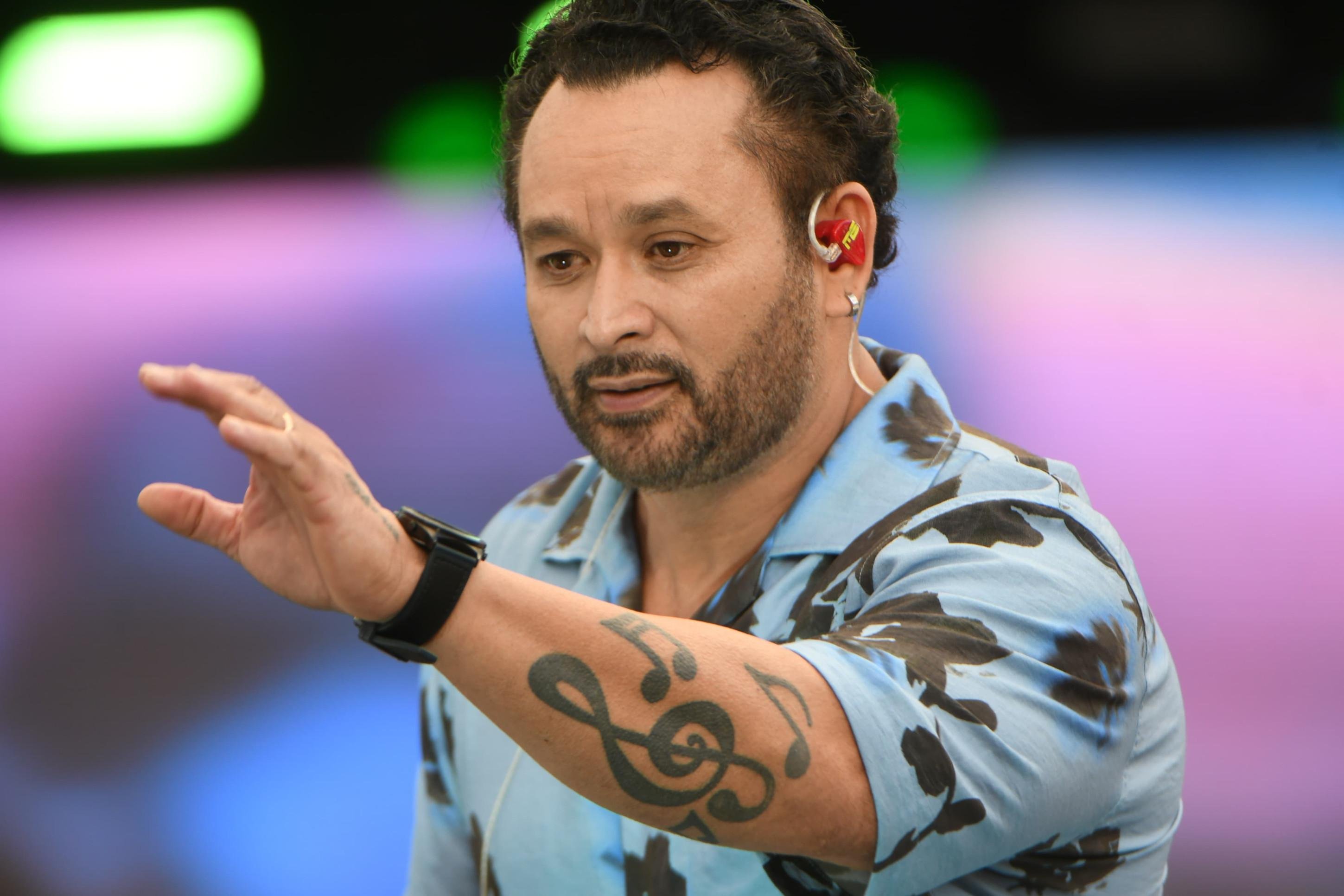  Comemora&ccedil;&atilde;o do Anivers&aacute;rio de Brasilia.  Show de Miguel Santos.