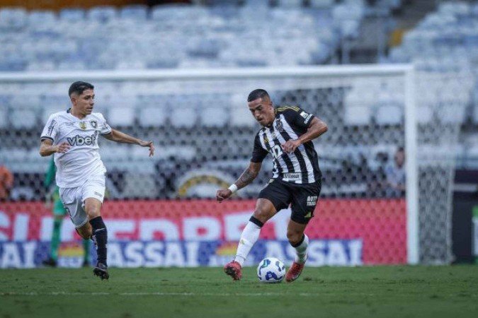 Cuello em ação contra o Botafogo neste domingo, no Mineirão - (crédito: Foto: Pedro Souza / Atlético) Cuello em ação contra o Botafogo neste domingo, no Mineirão - (crédito: Foto: Pedro Souza / Atlético)