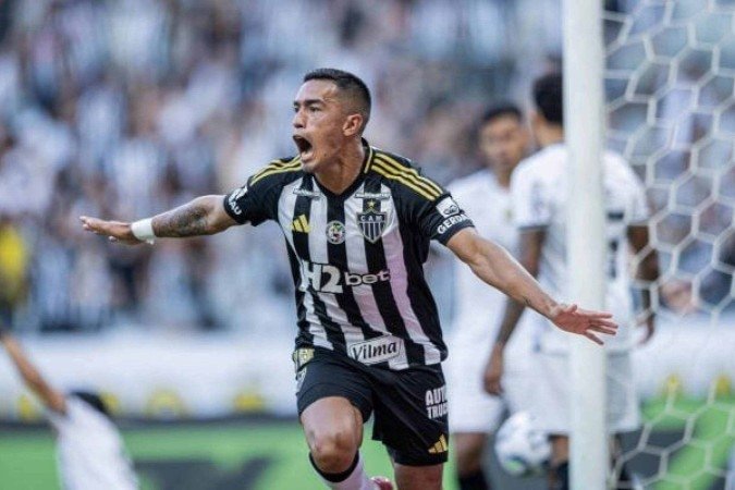 Cuello marca e corre para o abraço no Mineirão  -  (crédito: Foto: Pedro Souza/Atlético)