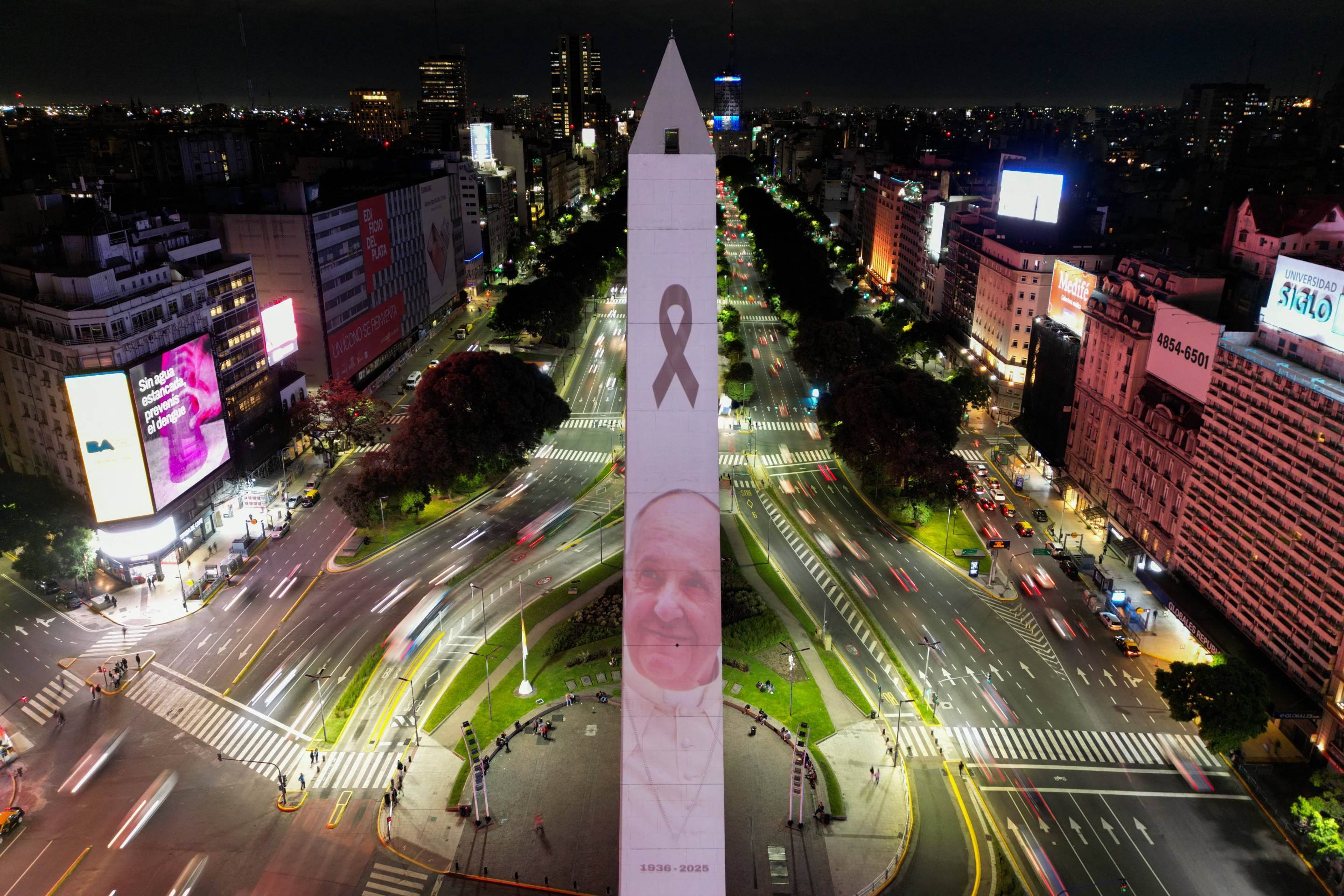Argentina chora pela morte do papa Francisco