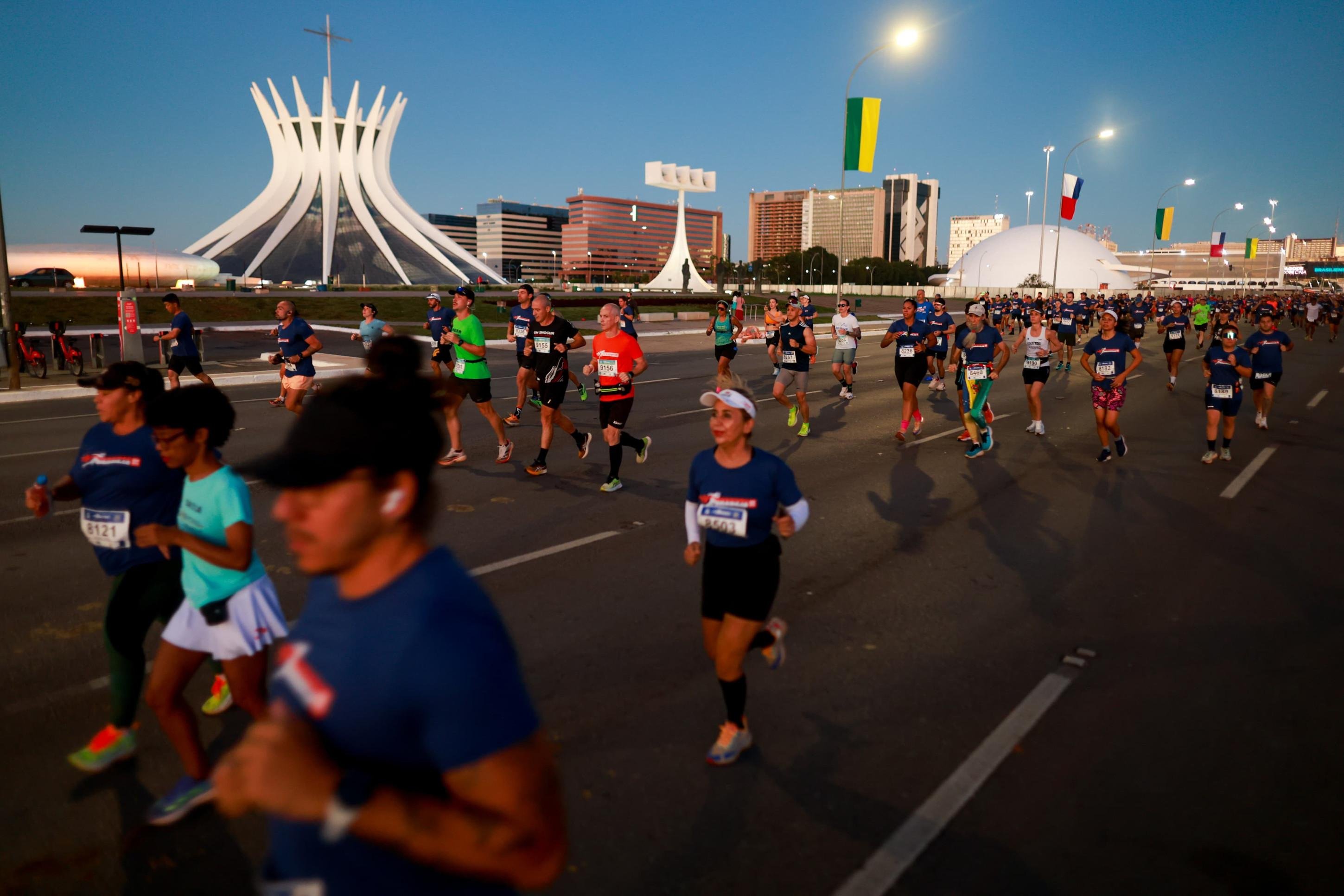 O percurso da maratona passou por pontos tur&iacute;sticos de Bras&iacute;lia