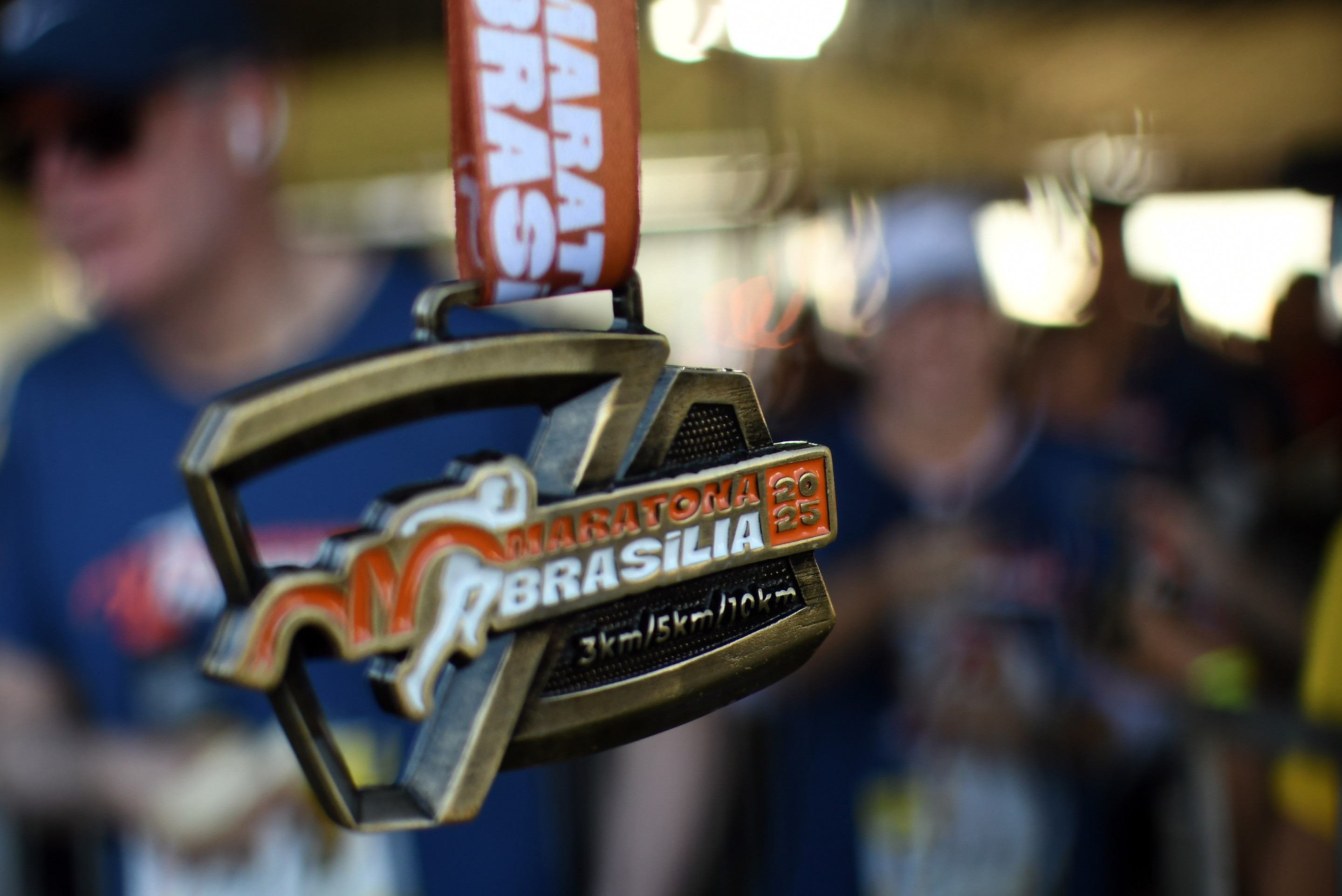 Medalha comemorativa que os inscritos receberam na Maratona