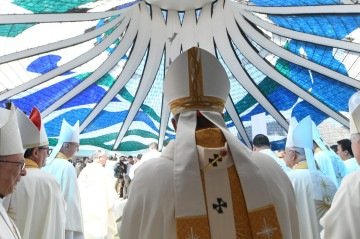  Dom Paulo relembrou a importância do Papa argentino para a Igreja e para o mundo, destacando sua simplicidade, seu compromisso com os mais pobres e seu legado ecológico -  (crédito: ED ALVES/CB/D.A.Press)