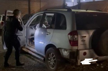 Polícia encontra crianças abandonadas dentro de carro na 26 de setembro -  (crédito: PMDF)