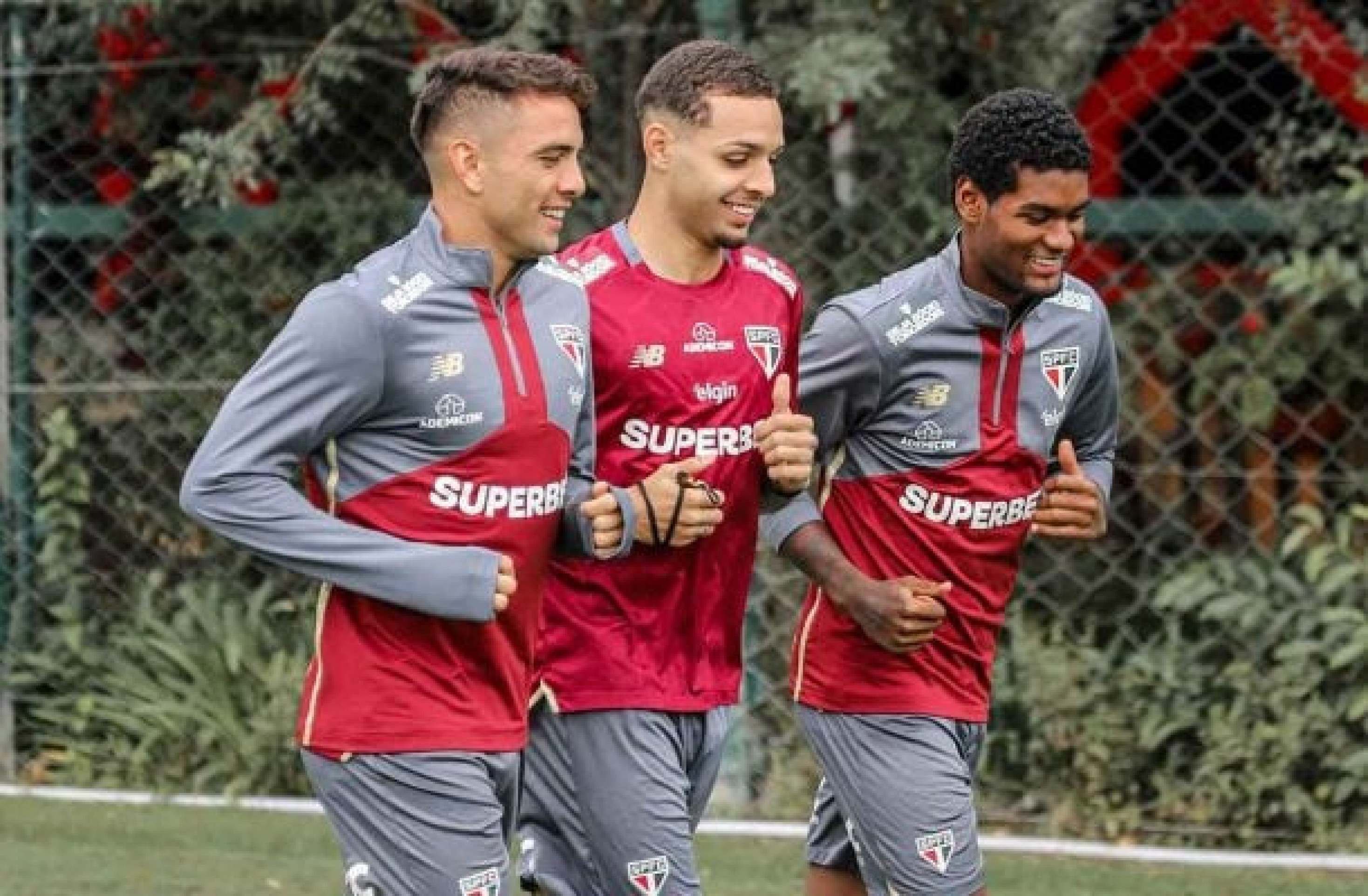 São Paulo inicia preparação para confronto na Libertadores