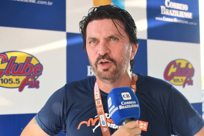 O secretário de Cultura Cláudio Abrantes é praticante de corrida