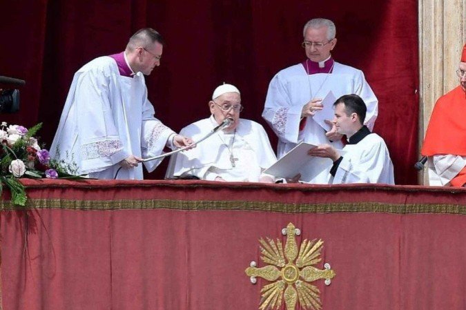 No fim da mensagem, o pontífice concedeu a bênção apostólica aos fiéis
- (crédito: Divulgação/Vaticano) No fim da mensagem, o pontífice concedeu a bênção apostólica aos fiéis
- (crédito: Divulgação/Vaticano)