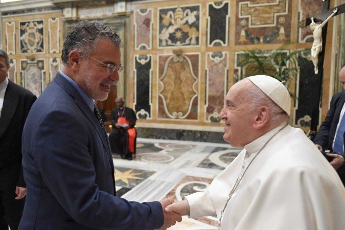 Virgílio Viana recebido por Francisco: contribuição importantíssima para o debate - (crédito: Fundação AmazÃŽnia Sustentável/Divulgação ) Virgílio Viana recebido por Francisco: contribuição importantíssima para o debate - (crédito: Fundação AmazÃŽnia Sustentável/Divulgação )