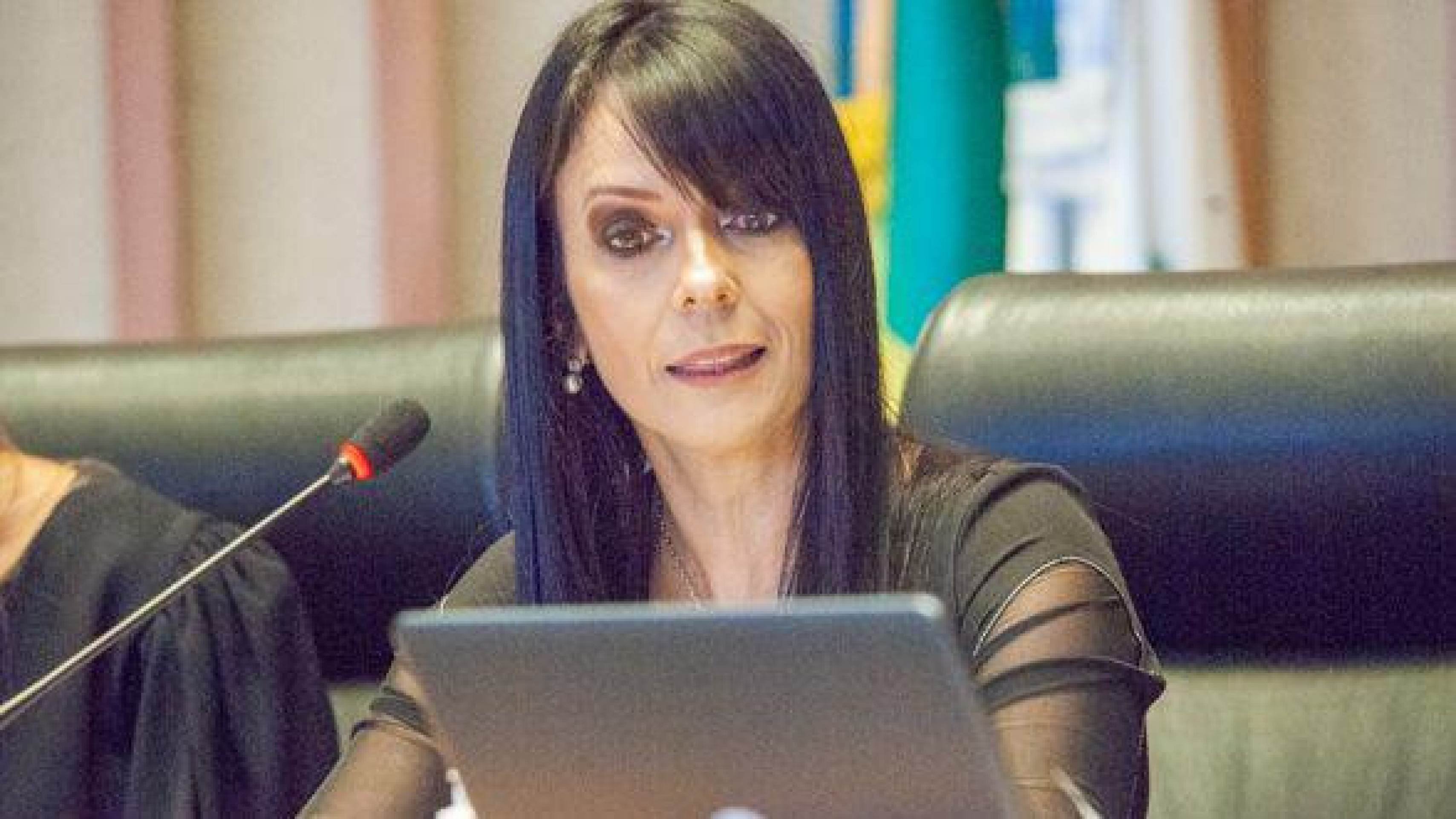 Como delegada acusada de golpe planejou barrar eleitores de Lula para reeleger Bolsonaro, segundo a PGR Como delegada acusada de golpe planejou barrar eleitores de Lula para reeleger Bolsonaro, segundo a PGR