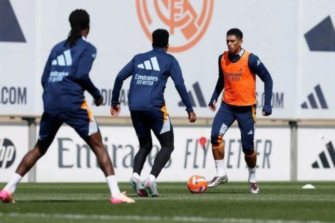 Jogadores do Real Madrid durante treinamento da equipe - (crédito: Foto: Divulgação) Jogadores do Real Madrid durante treinamento da equipe - (crédito: Foto: Divulgação)