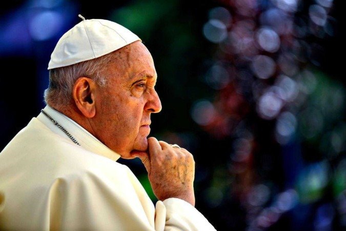 A mãe de Jorge Mario Bergoglio, Regina Maria Sivori, e o pai, Mario Jose Francisco, no dia do casamento - (crédito: Tiziana Fabi/Getty Images) A mãe de Jorge Mario Bergoglio, Regina Maria Sivori, e o pai, Mario Jose Francisco, no dia do casamento - (crédito: Tiziana Fabi/Getty Images)