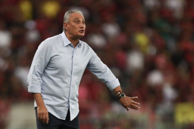 Tite indicou que optou por priorizar para cuidar de sua saúde física e mental como justificativa para recusar assumir comando do Corinthians - (crédito: Foto: Dhavid Normando/Getty Images)) Tite indicou que optou por priorizar para cuidar de sua saúde física e mental como justificativa para recusar assumir comando do Corinthians - (crédito: Foto: Dhavid Normando/Getty Images))