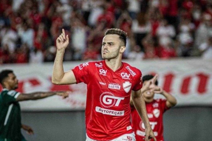 Gabriel Poveda tem cinco participações em gols nos últimos seis jogos - (crédito: Roberto Correa / Vila Nova) Gabriel Poveda tem cinco participações em gols nos últimos seis jogos - (crédito: Roberto Correa / Vila Nova)