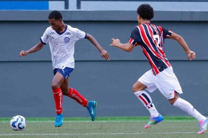 Bahia e São Paulo mediram forças nesta terça-feira, em Feira de Santana -  (crédito: Foto: Catarina Brandão / EC Bahia)