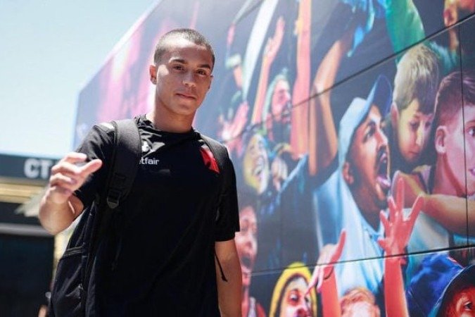 LUKAS ZUCCARELLO - Entrou nos acréscimos do segundo tempo. SEM NOTA