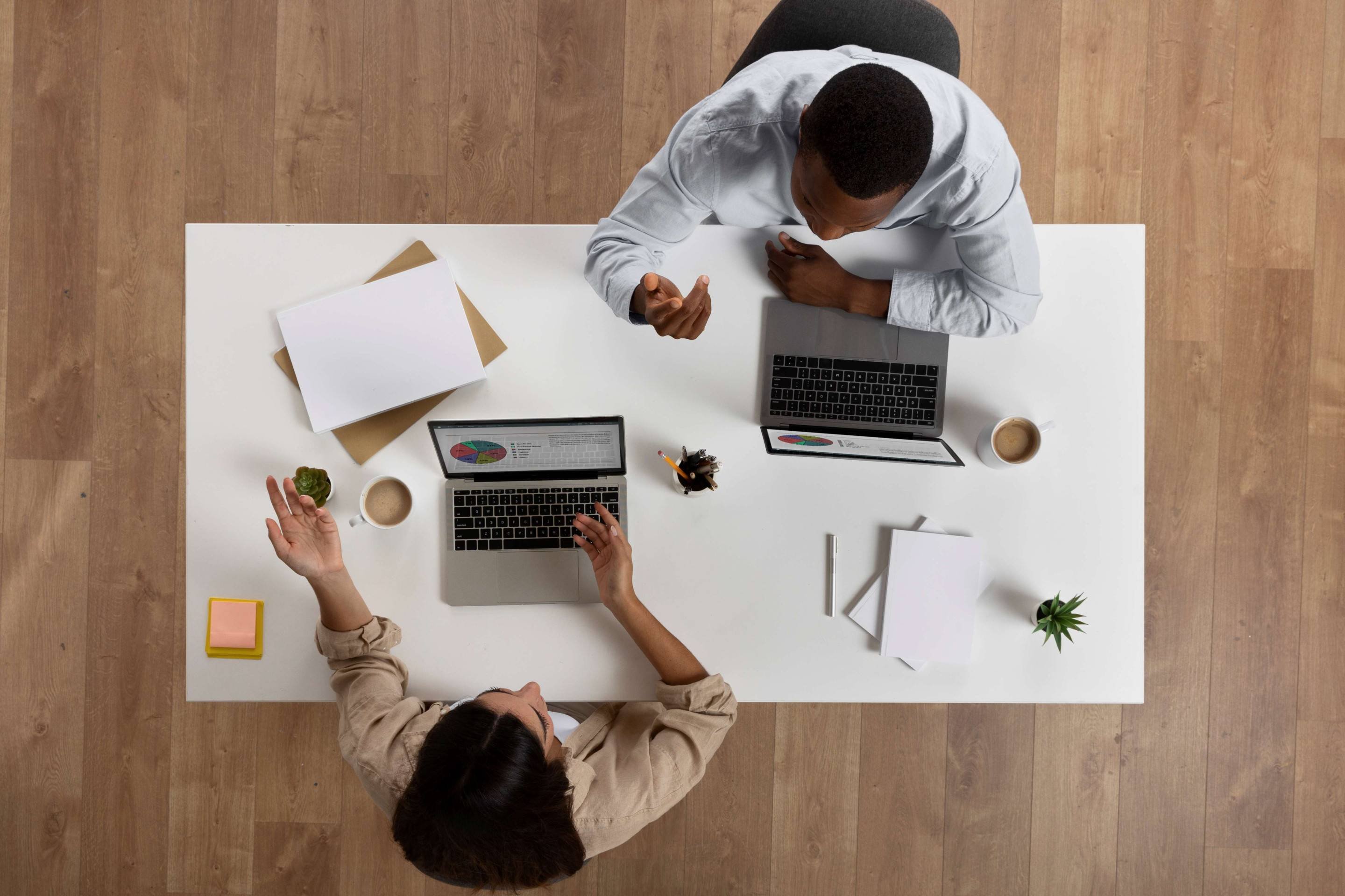 Flexibilidade e tecnologia renovam escritórios modernos -  (crédito: DINO)