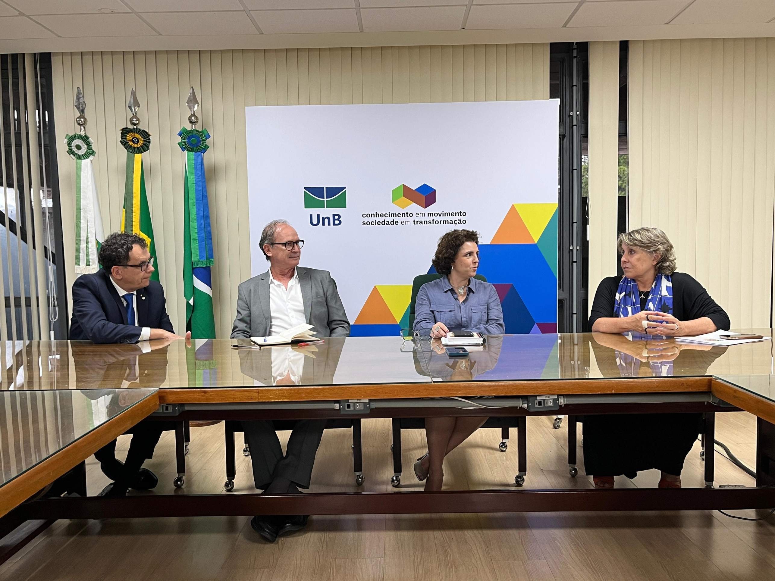 UnB recebe apoio de deputados federais contra atos de incitação à violência