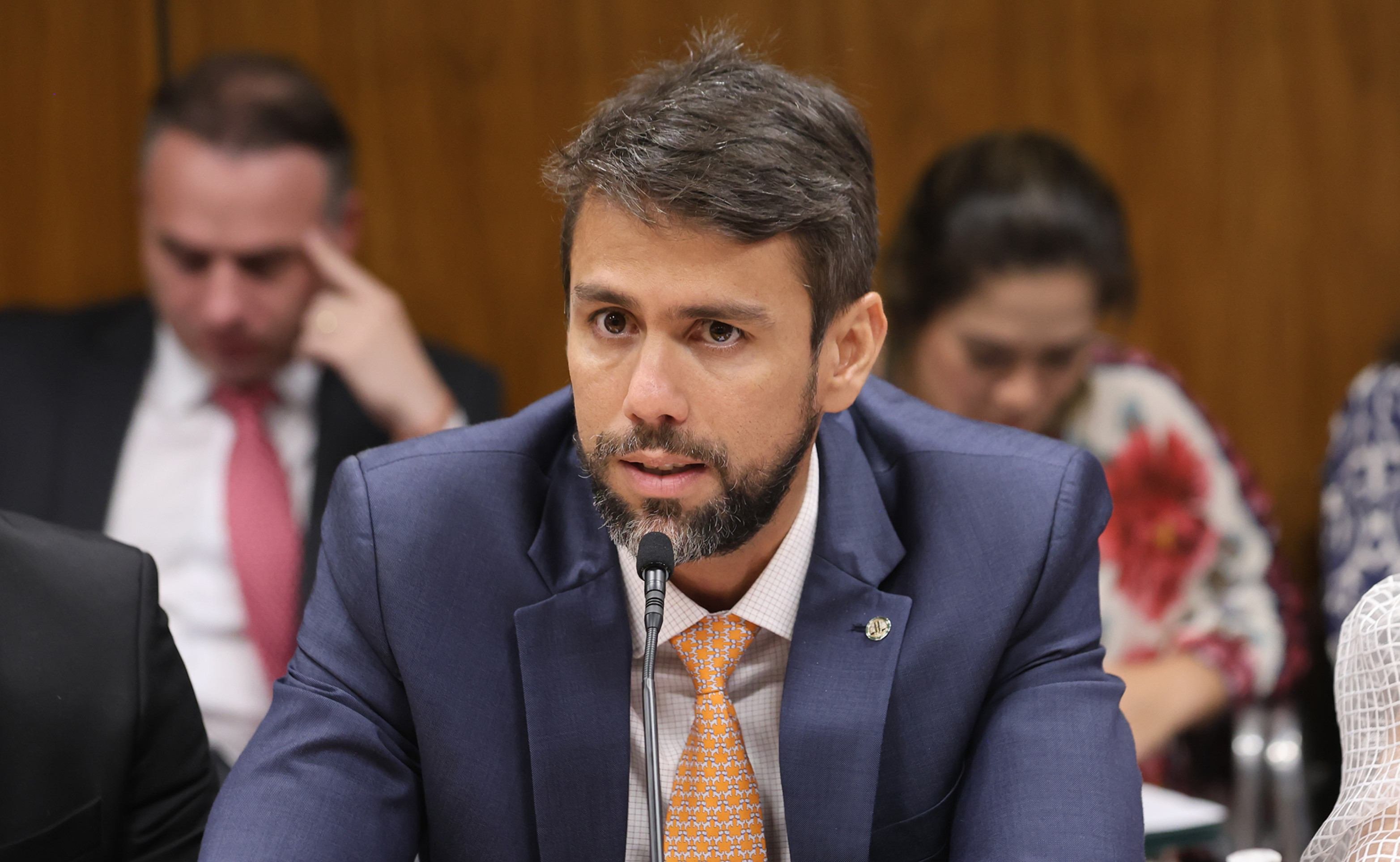 Recusa de Pedro Lucas no Ministério das Comunicações constrange o governo