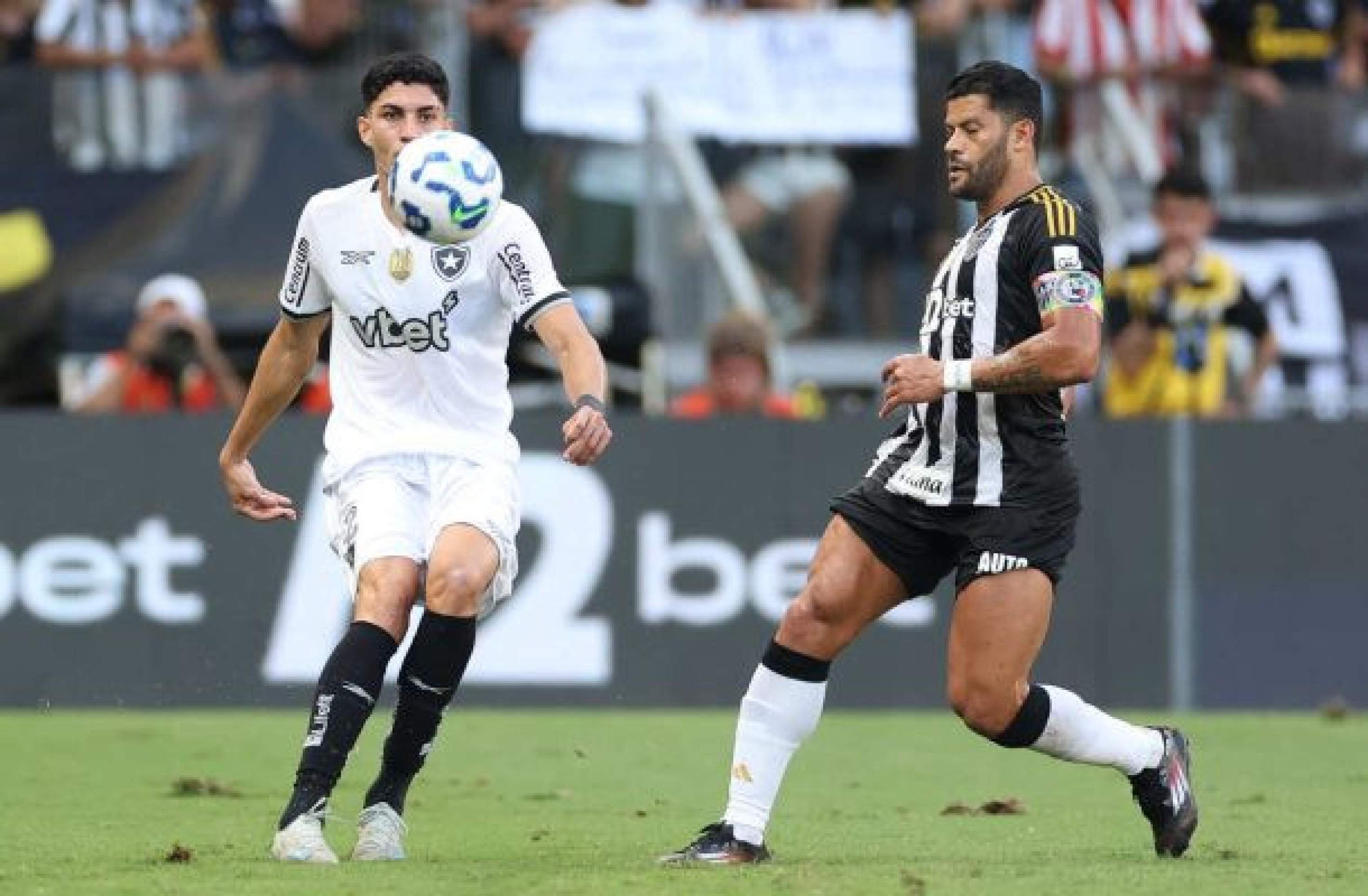 Botafogo terá desfalques importantes para duelo com o Estudiantes pela Libertadores