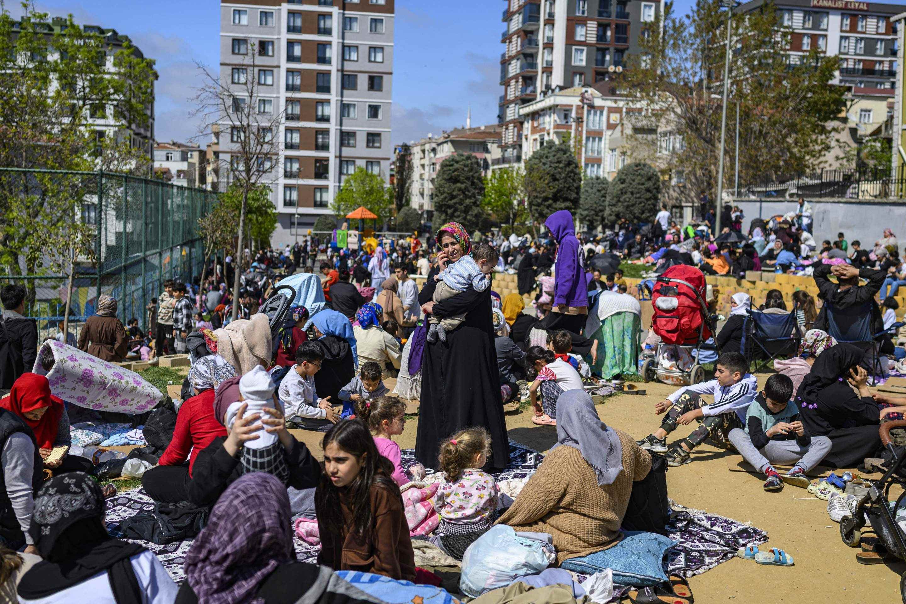 Terremoto de 6,2 graus abala Istambul